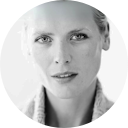 Synnøve Macody Lund