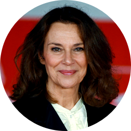 Valeria Cavalli